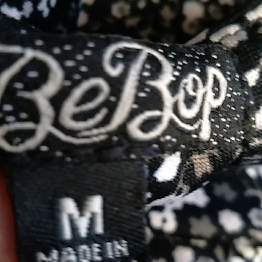 BeBop black floral dress size M - Picture 11 of 11